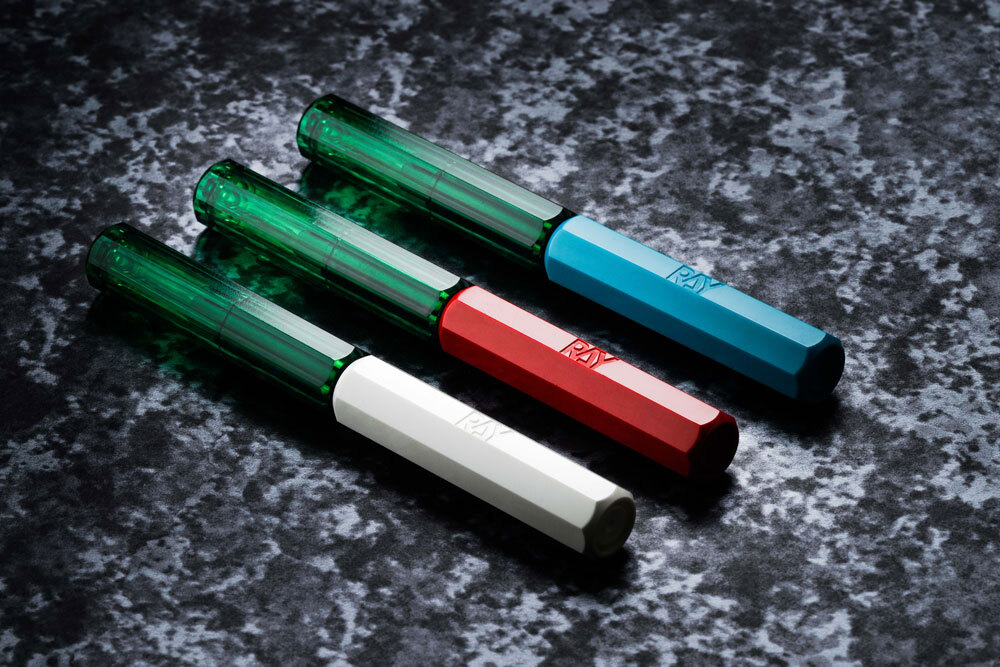 工具メーカー『RAY STUDIO』とのコラボ商品として、Beaconタガネ