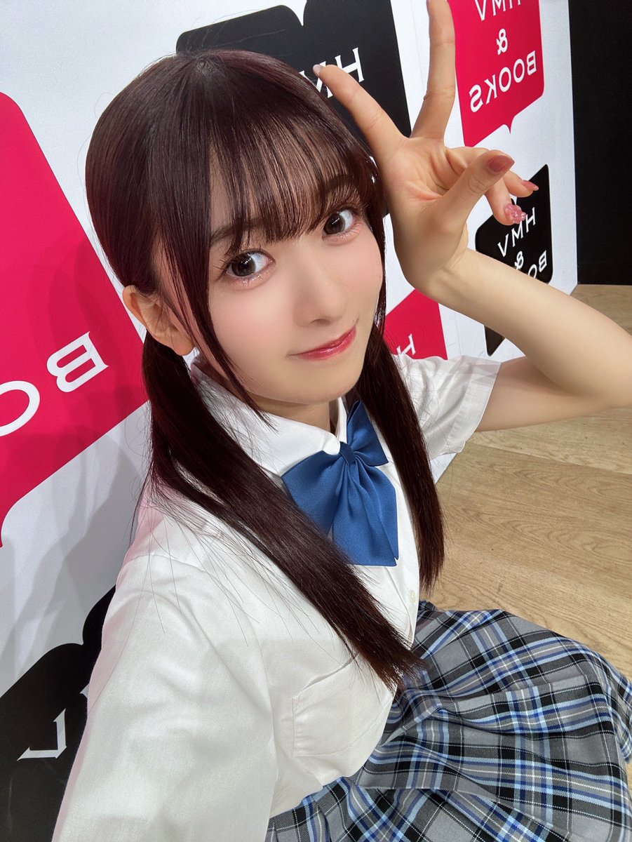 鈴原希実1st写真集 お渡し会イベントin大阪 ありがとうございました