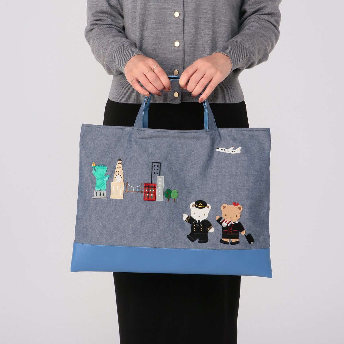 🐻‍❄️#ファミリア & #JAL✈️／／ オリジナルデニムバッグが新登場