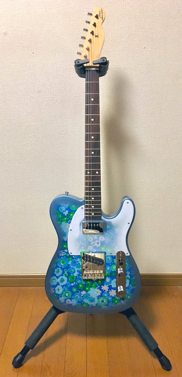 my new gear Velvet Guitars Telecaster Blue Flower 桜井さんのギター