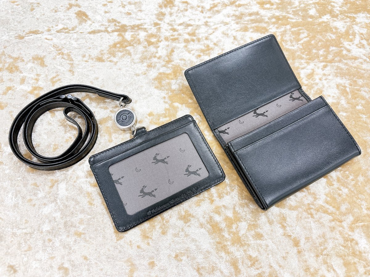 イタリアンレザーの #ポケモン グッズが登場！ 漆黒の本革とワン