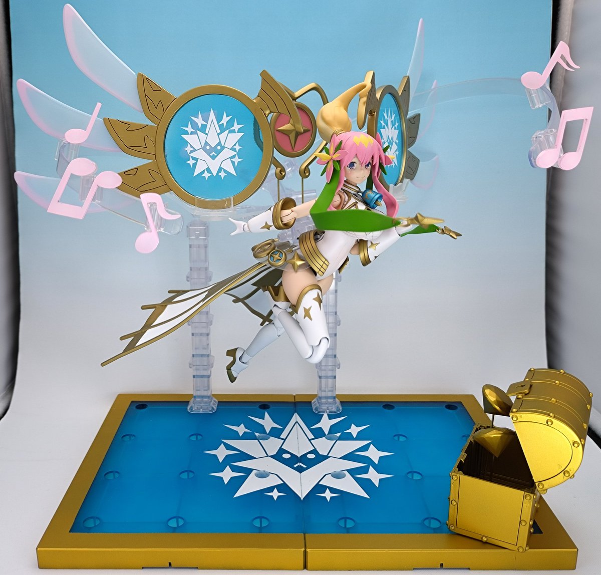 デュエルマスターズ】金トレジャー版《音卿の精霊龍 ラフルル・ラブ