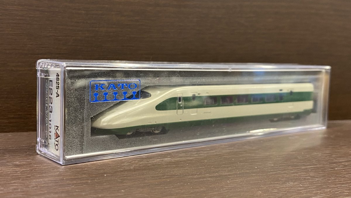 緑のE2系、北海道へ】 200系カラーのE2系新幹線J66編成。先日北海道に