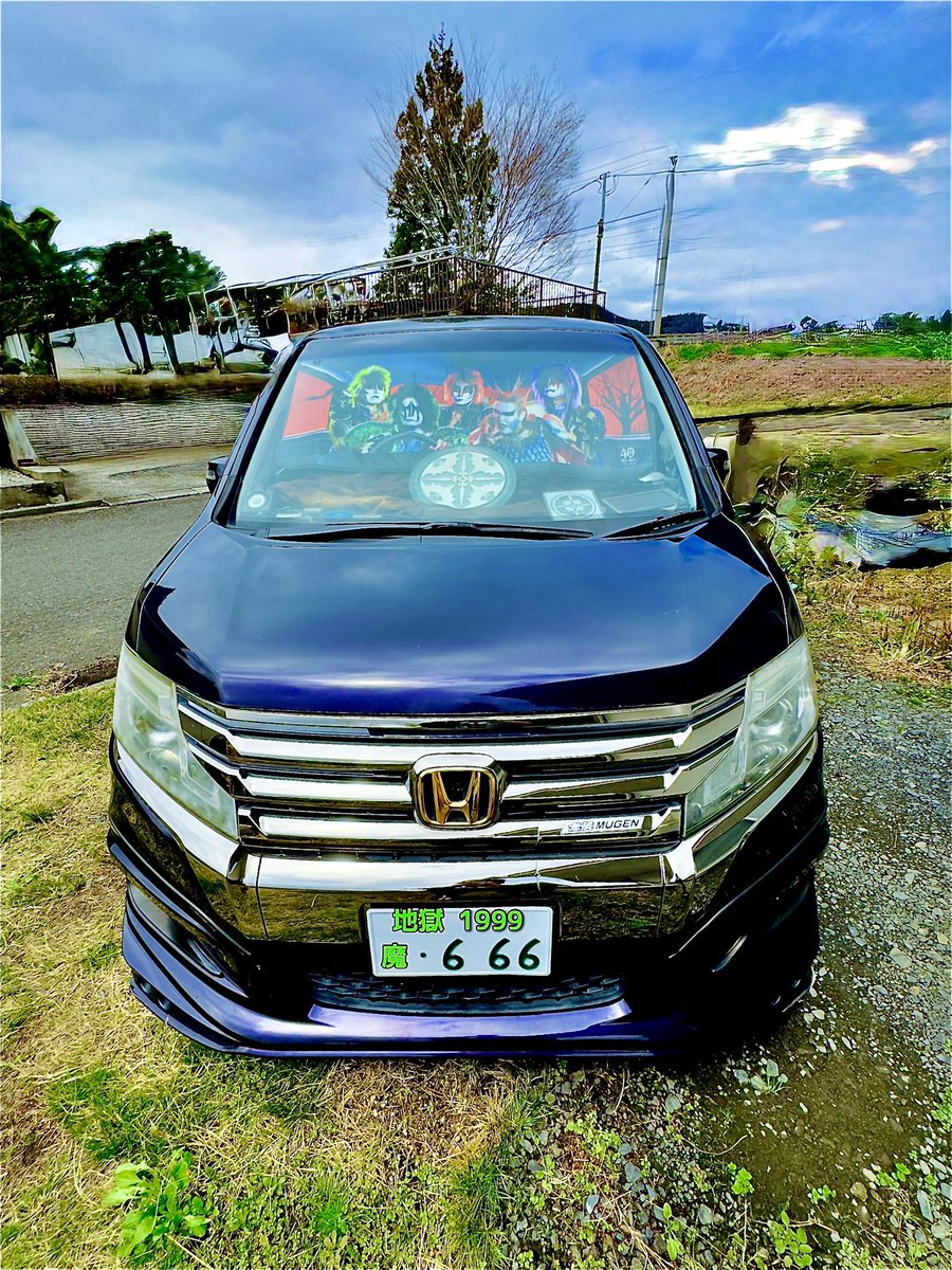 我が悪魔カーに【40th カー・サンシェード】を装着してみました。M