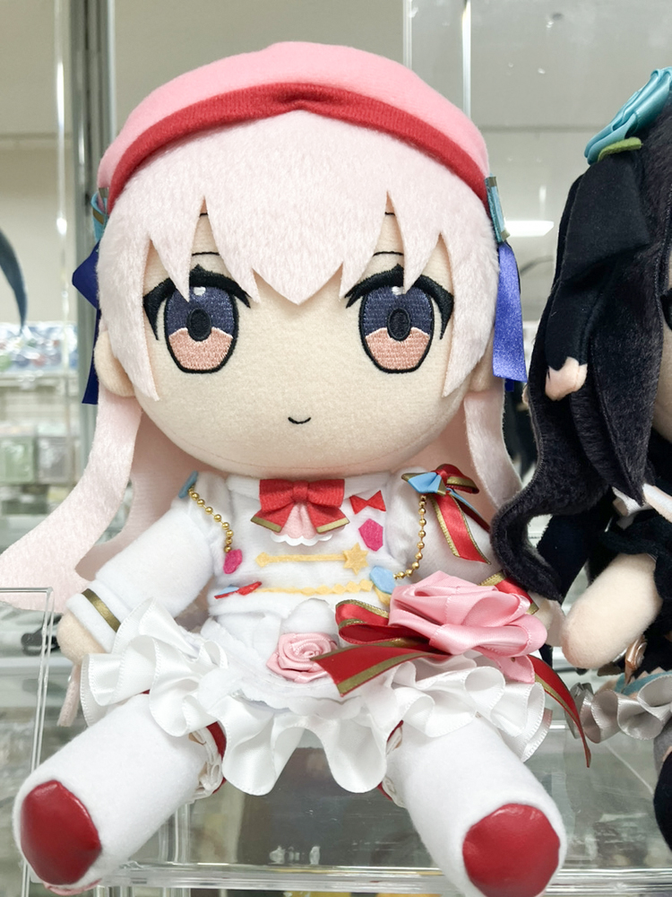 あみあみ秋葉原ラジオ会館店】 lowiro様の 「Arcaea ぬいぐるみ 光