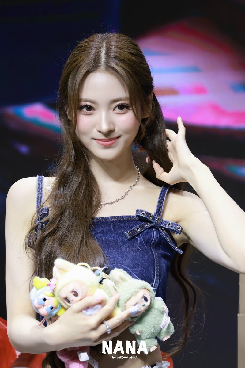 🫐💙 #ANNA #안나 #アンナ #田中杏奈 #MEOVV #미야오 #ミヤオ