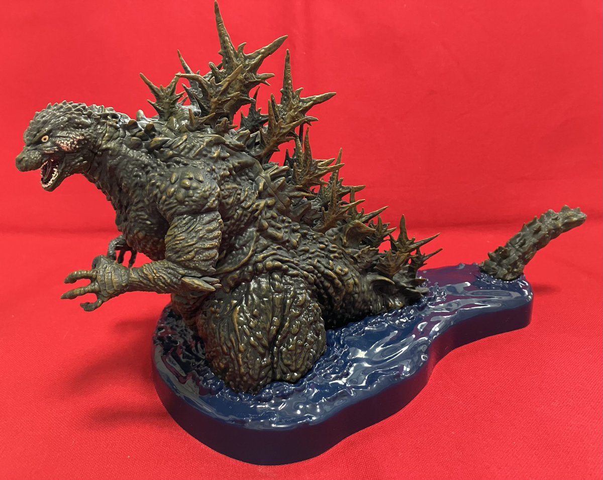 鎮座獣」「怪獣咆哮激」に続く #バンプレスト #ゴジラ のプライズ