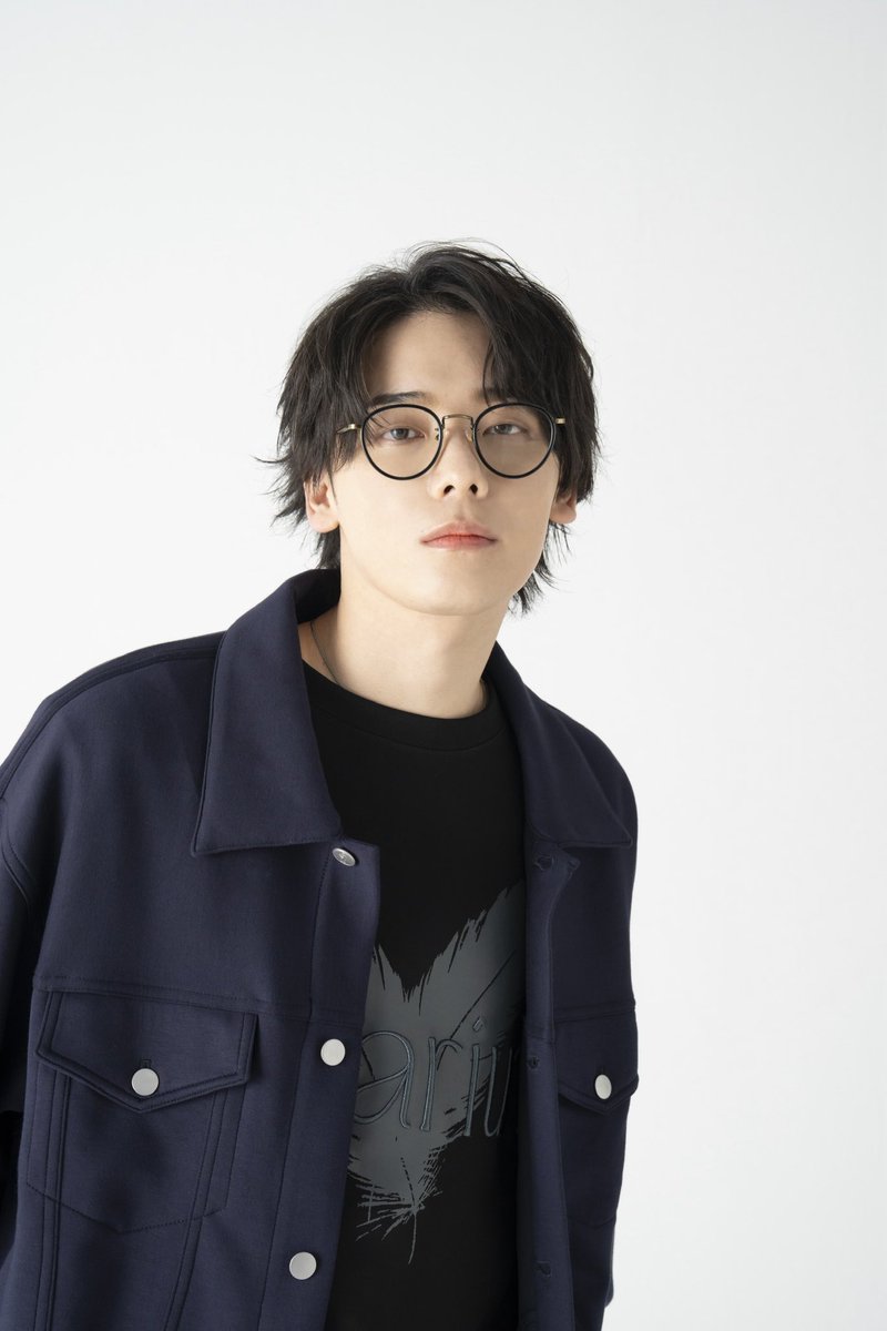 ついに Etrariumから メガネ でるよ 👓