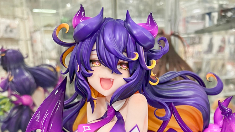 あみあみ秋葉原ラジオ会館店】 AMAKUNI様の「BOMBERGIRL プルーン