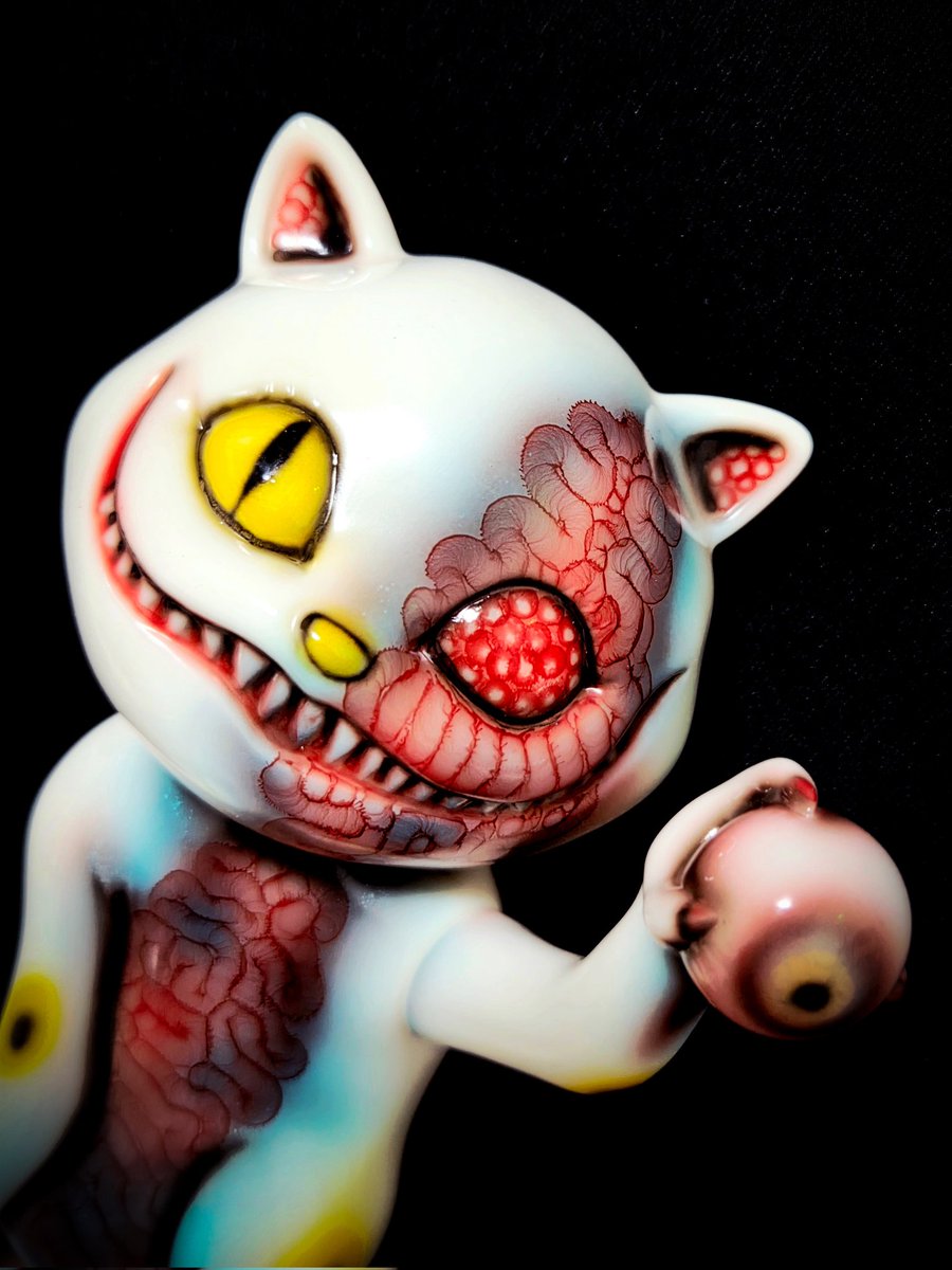 半身ただれTAMA。 半分はかわいいのにもう半分はグロい！キモい！かっ