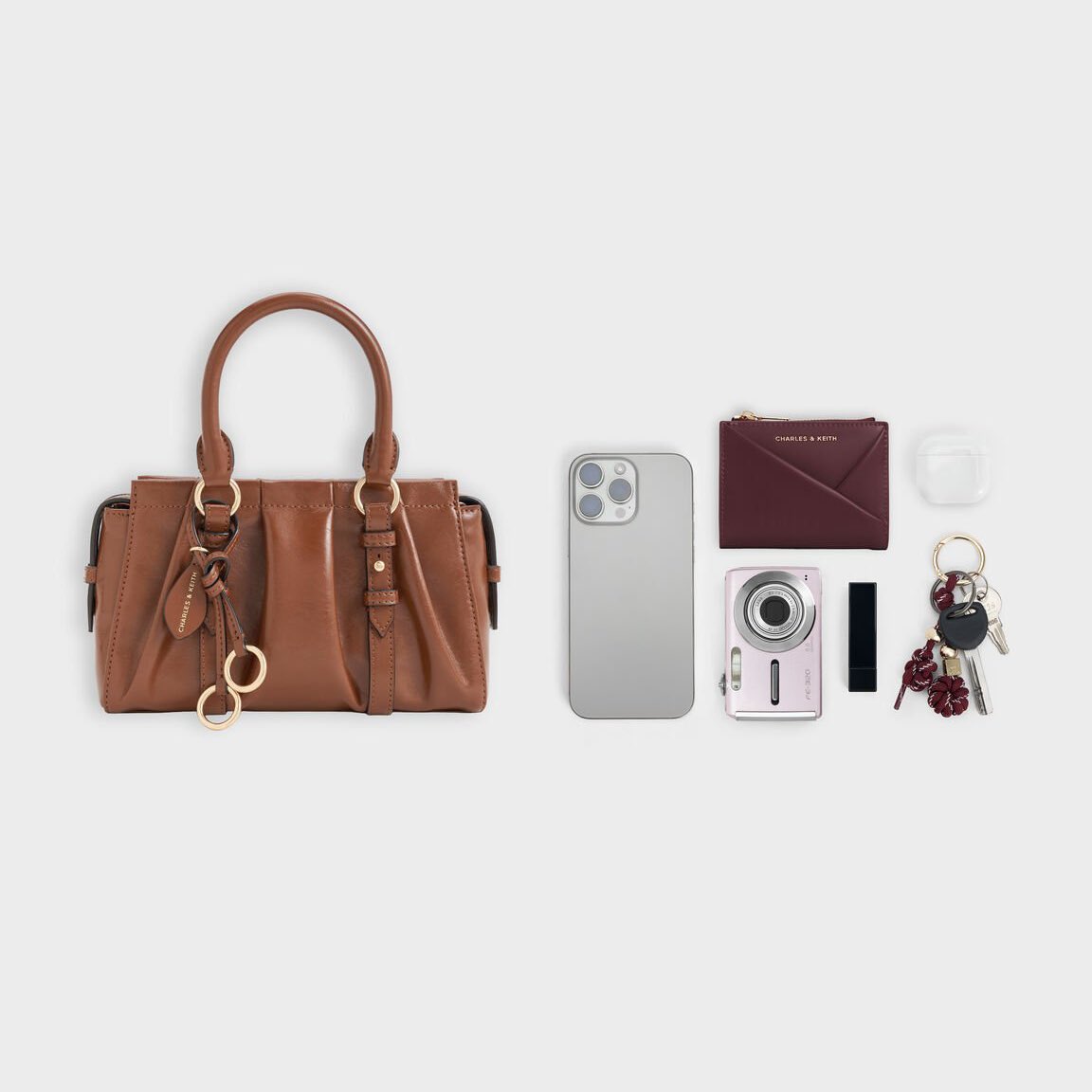 Britton ブリットン ルーシュドトップハンドルトートバッグ