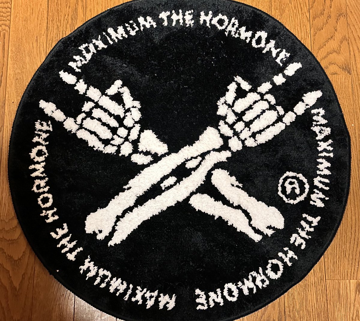 新作 マキシマムザホルモン MTH ふわっRUGMAT ラグマット 黒 MTH ふわ