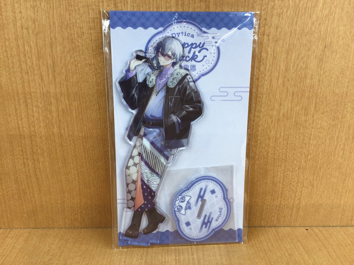 ファンダムなんば です🫶 【入荷情報】 にじさんじ 小柳ロウ Dytica