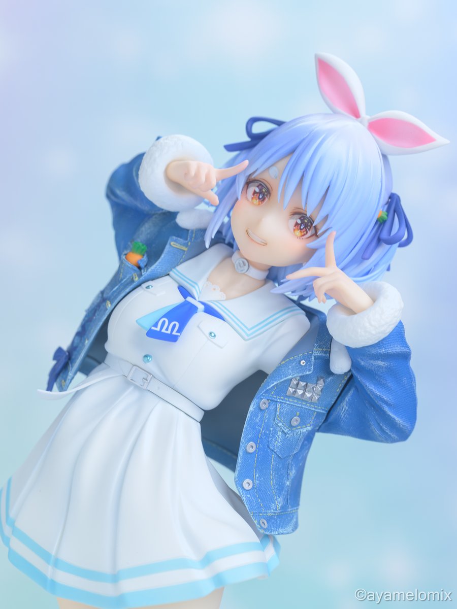 RT @ayamelo_mix: ホロライブ 兎田ぺこら 2021年新衣装Ver. を制作させ