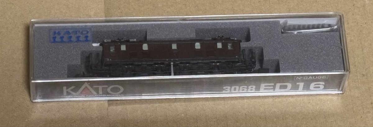 こんばんは。 KATO製<3068>ED16のご紹介です。 立川機関区に所属してい