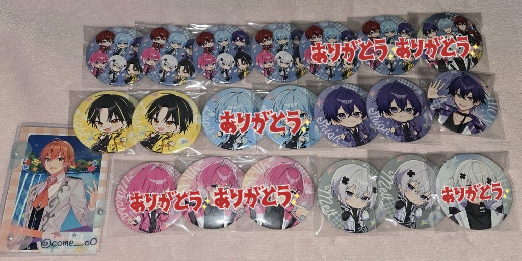 交換】めておら AGF 缶バッジ 求:❤️デフォ 譲:💜💛🤍🖤集合 郵送