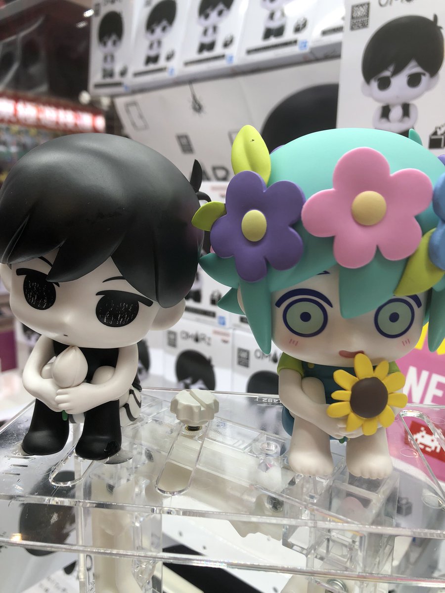 景品情報】 OMORI おすわりフィギュア オモリ・バジル が登場中です
