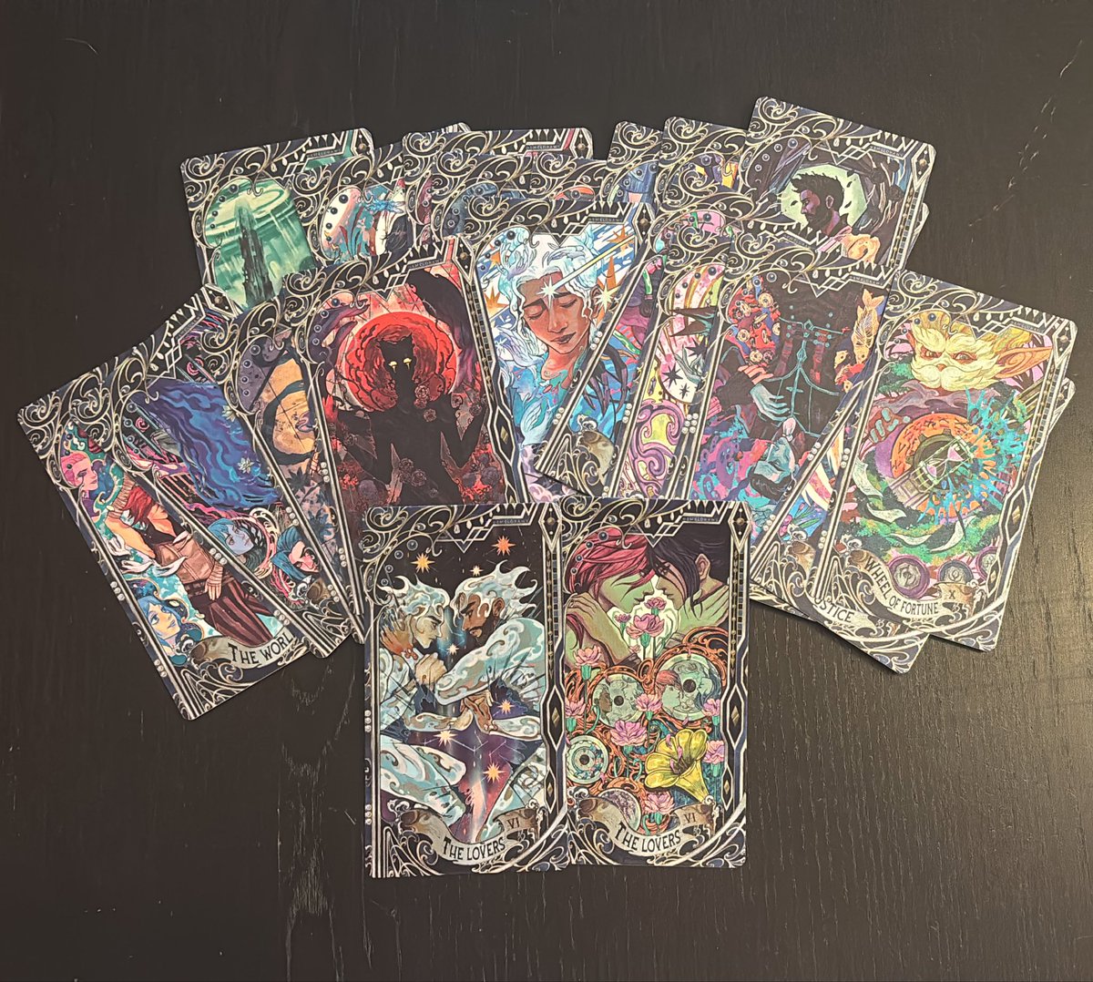 Got my tarot cards too 🥹❤️ @emeldraws