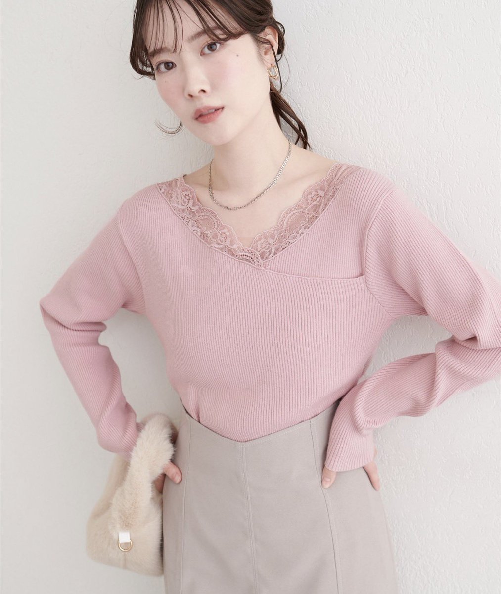 3000円代以内で買えちゃう、ZOZOTOWNの気になりトップスたち