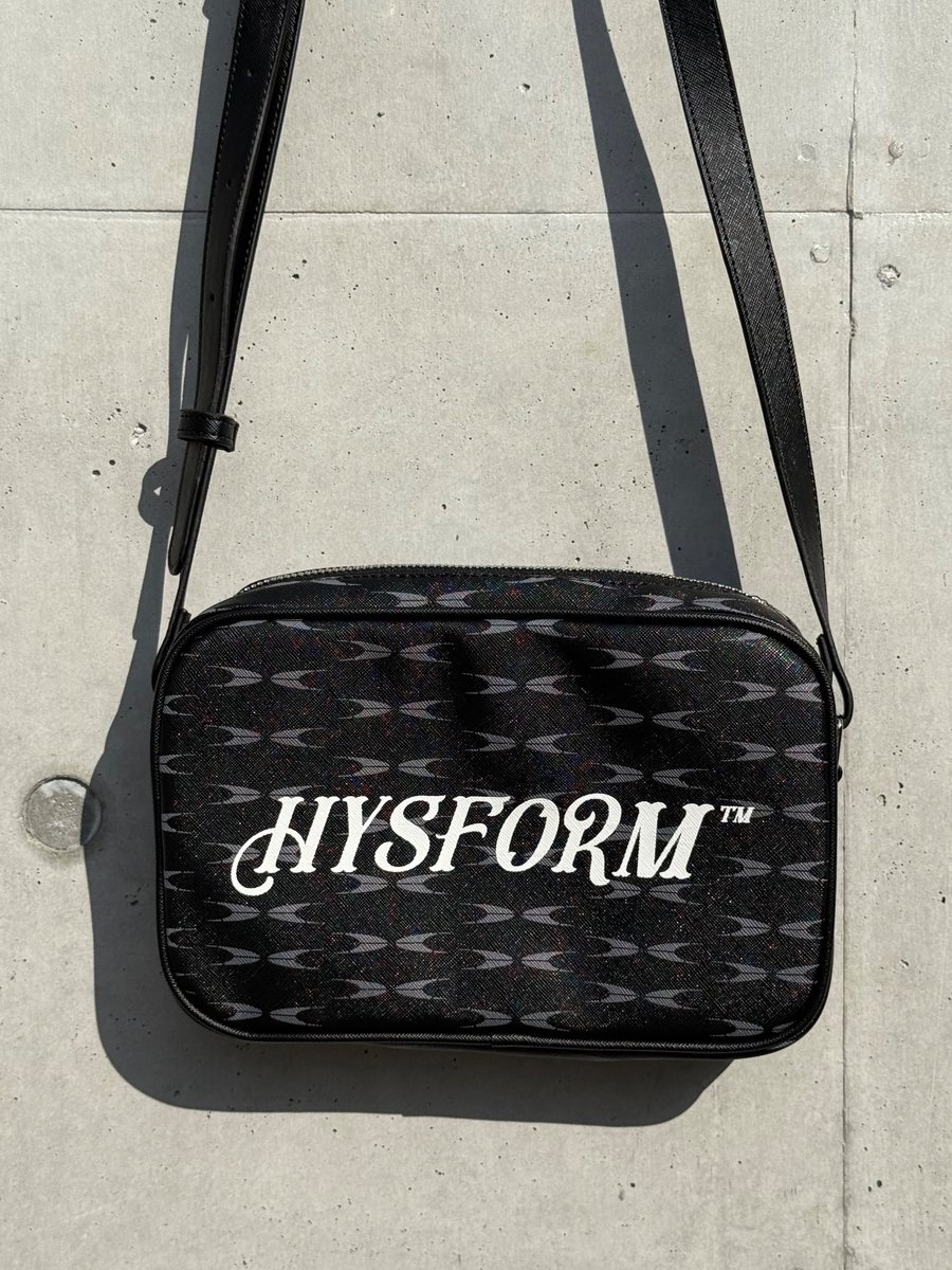 HYSFORM】 □ITEM LINE-UP CREST MINI SHOULDER BAG PRICE：¥9,900 tax