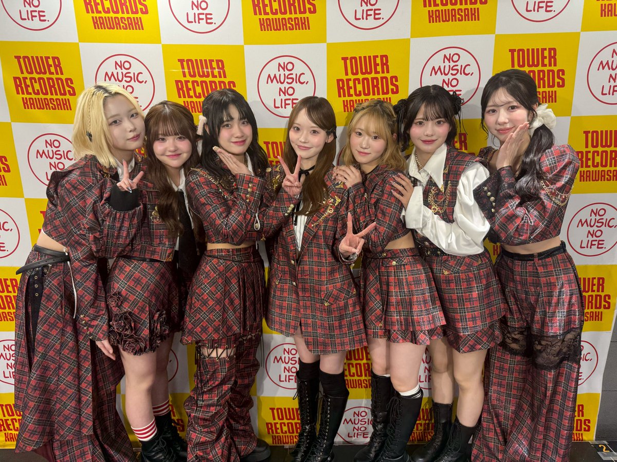 タワ崎イベント】 ／ #RealRomantic 1st Mini Album「ギラギラ