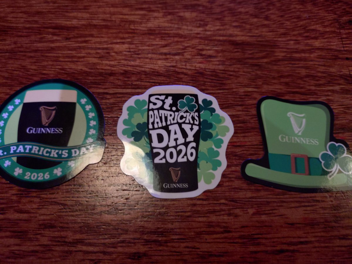 昨夜、ギネス＝センパトくじ引きでステッカー3種を連続して的中させた