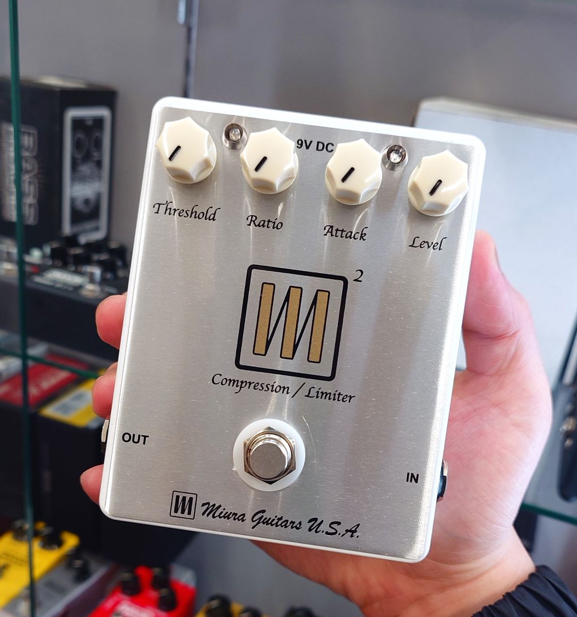 リユースベース中古品情報】 Miura Guitars 人気のM2 CompressorのUSED