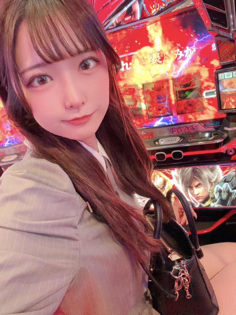 入場‼️ 鉄拳確保👊 色々候補機種考えてたんだけど、入ったら鉄拳空い