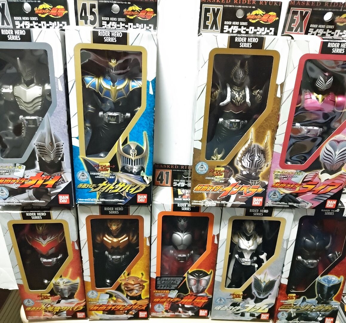 仮面ライダー龍騎のライダーヒーローシリーズを引っ張り出し中 やはり
