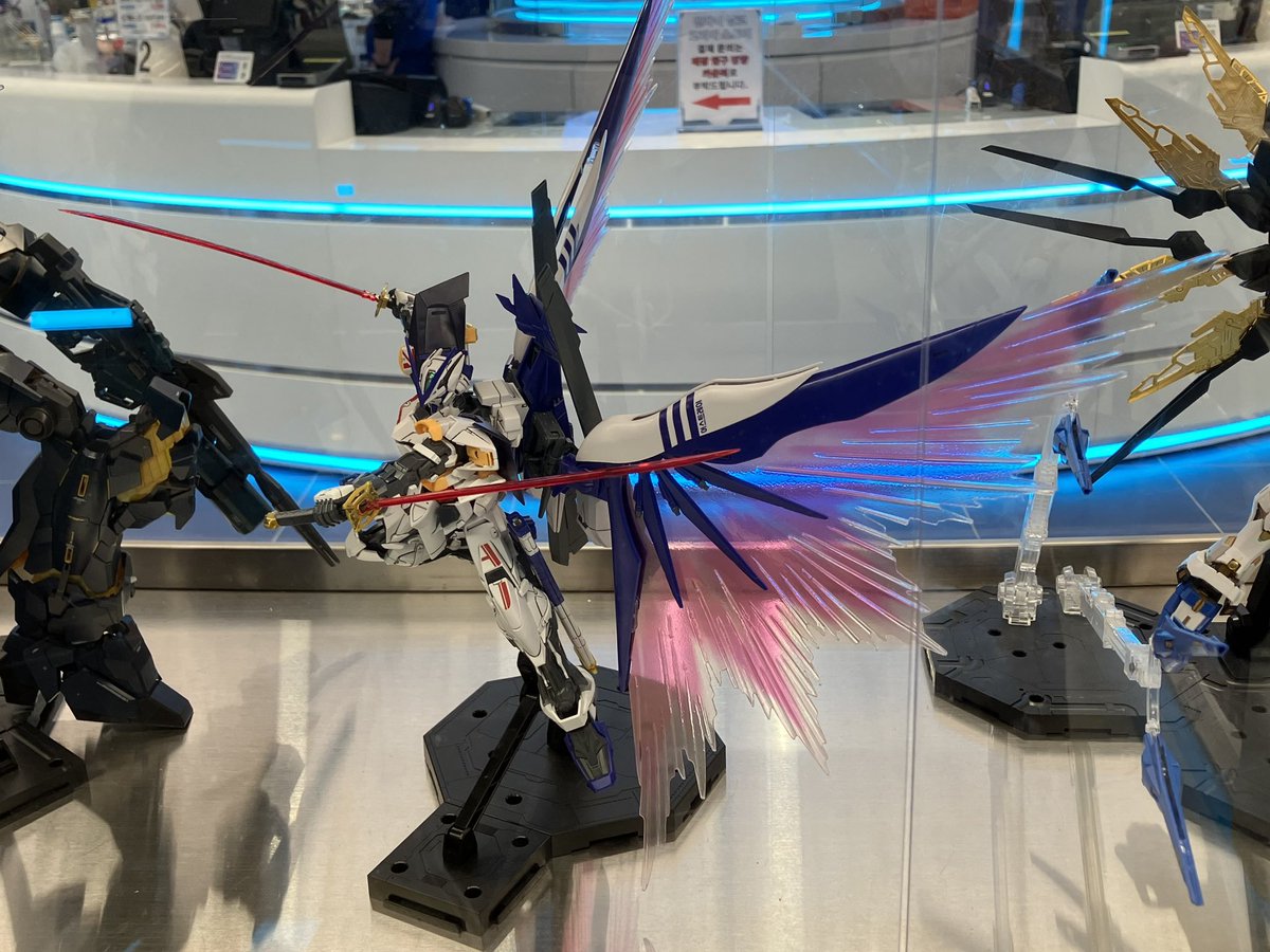 ガンプラ #ガンダムベース 2023年発売の韓国🇰🇷限定のMG GBK-20