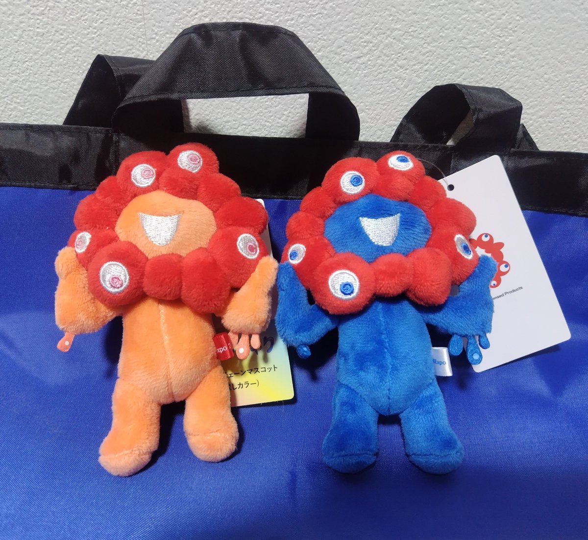 今日のミャク活は推しカラーミャクレッドとノーマルミャクミャクを