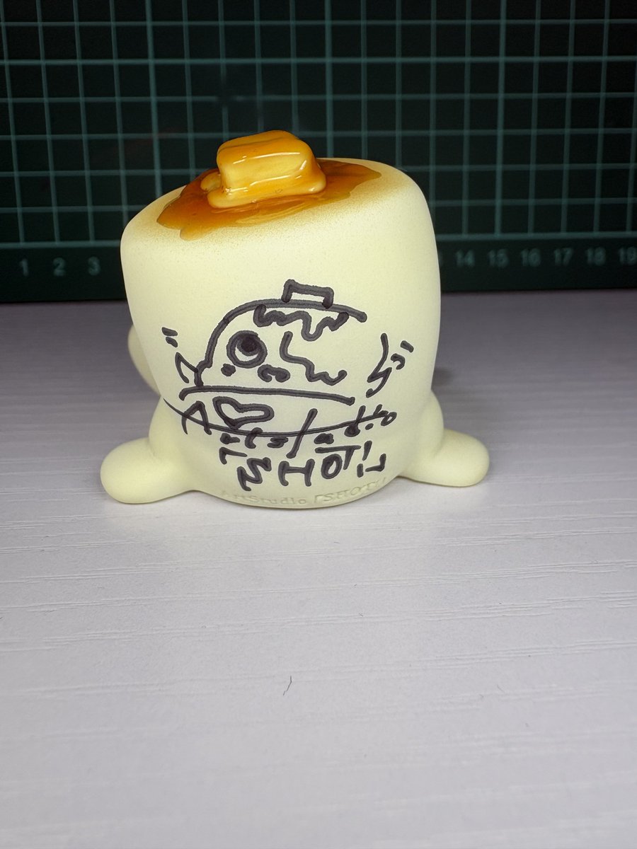 ArtStudioSHOTさんのリビングデッドマシュマロ パンケーキver. を