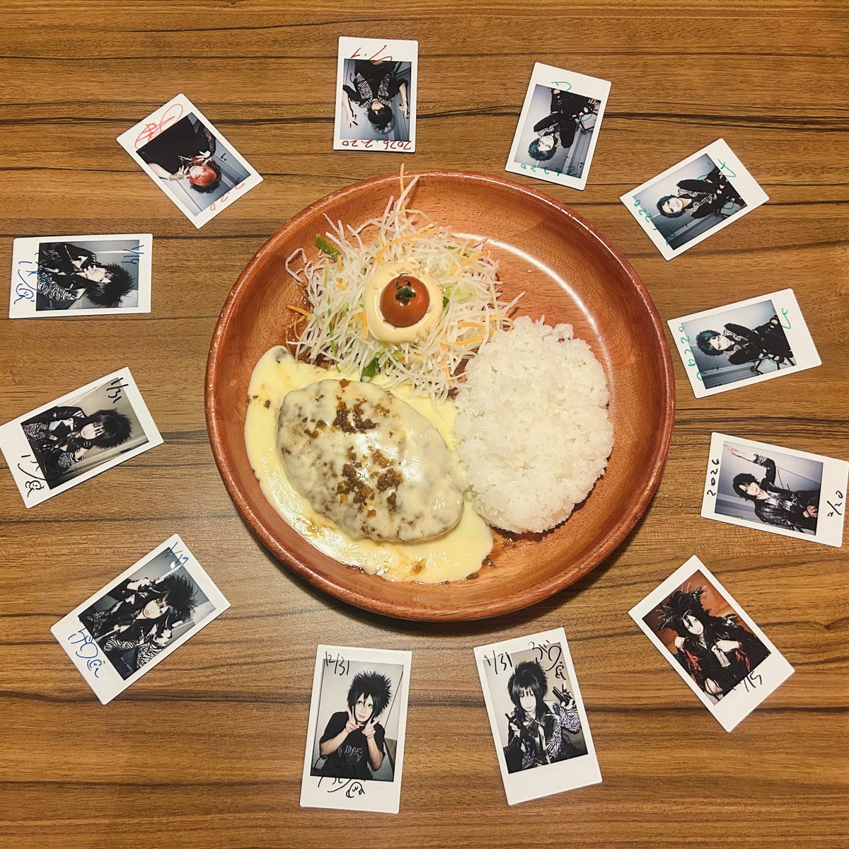 プロレス帰りはハンバーグ囲いしえんそくチェキ魔法陣🔯 おばけが引い