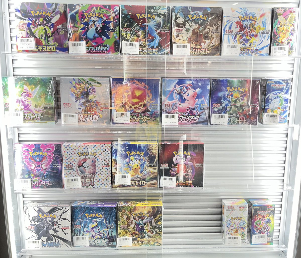 ⭐️トレカ道楽 仙台駅前アーケード店⭐️ 現在のショーケースの状況