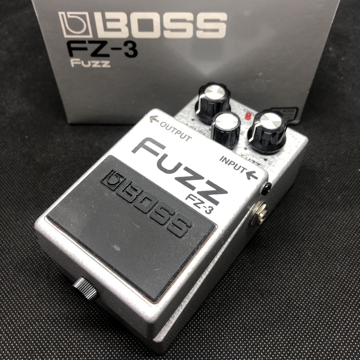 BOSS FZ-3 FUZZ 1997年製 MADE IN TAIWAN 買取りました。デジマートに