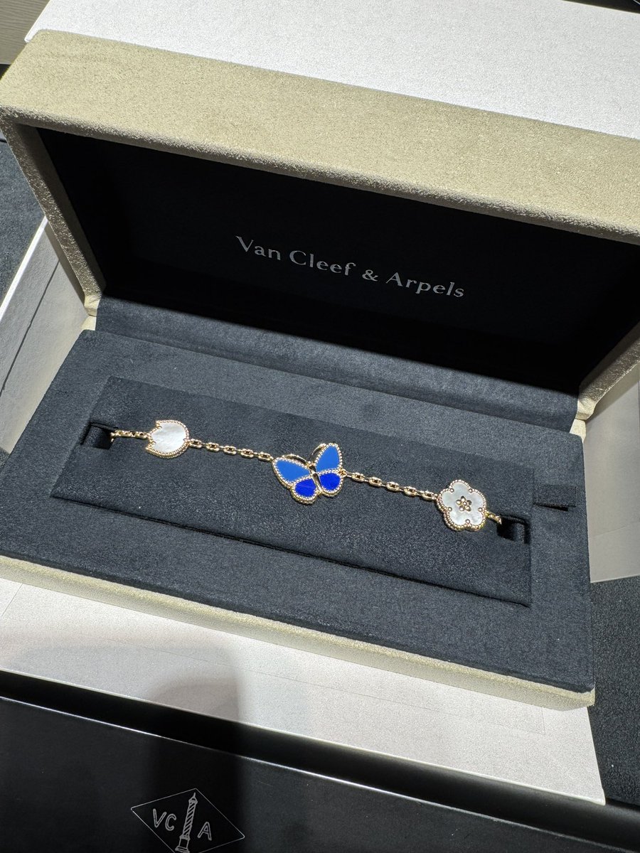 わぁー可愛い😍ブレスレットお迎えしてる方が多いですね✨