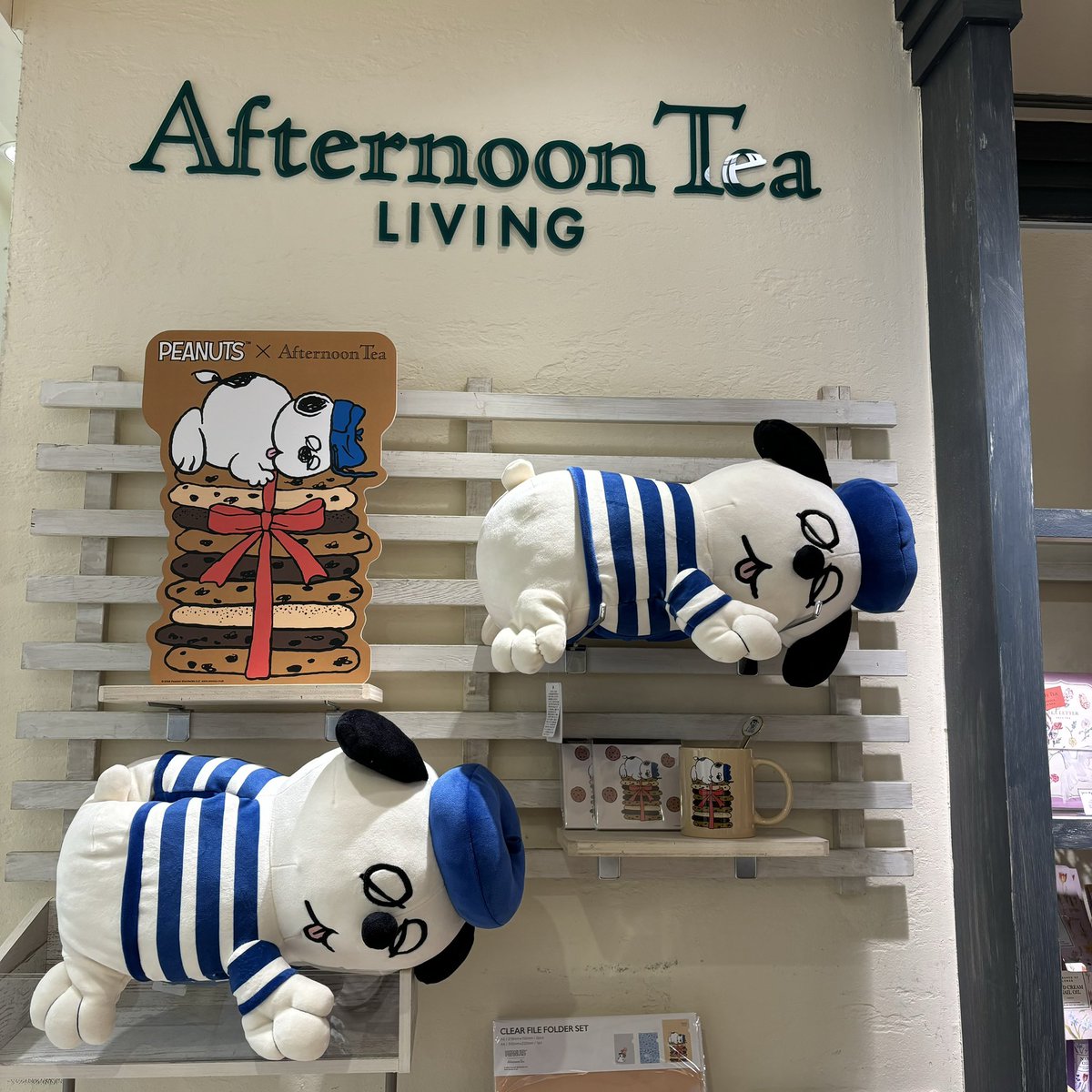 アフタヌーンティーに今日から発売のオラフグッズ出てた！ ぬいぐるみ