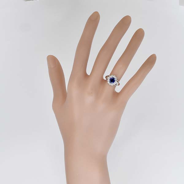 本日の商品「サファイア 1.20ct ダイヤモンド 0.43ct プラチナ PT900