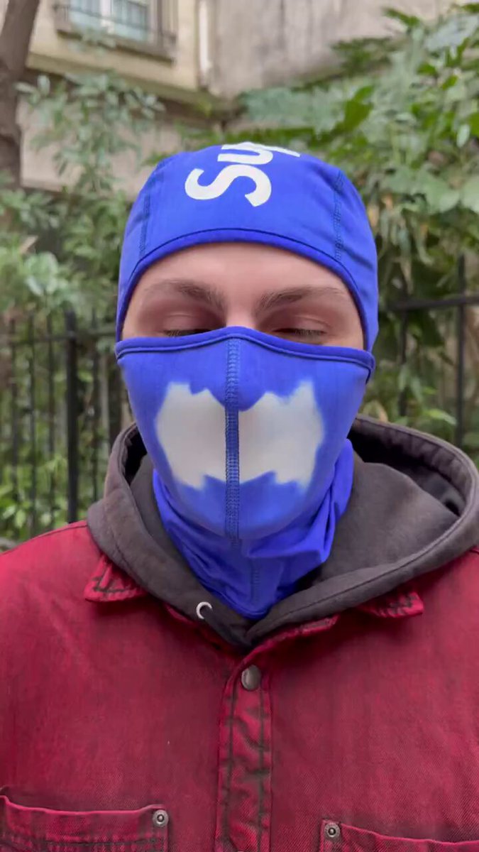 温度変化で色の変わる Supreme Heat Reactive Balaclava が今週