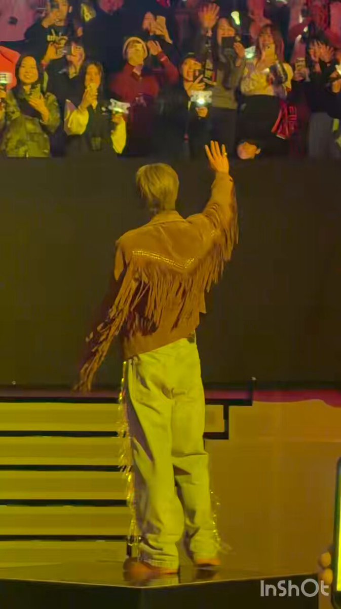 前の方映っちゃったので加工入れてます 藤原樹くん撮可