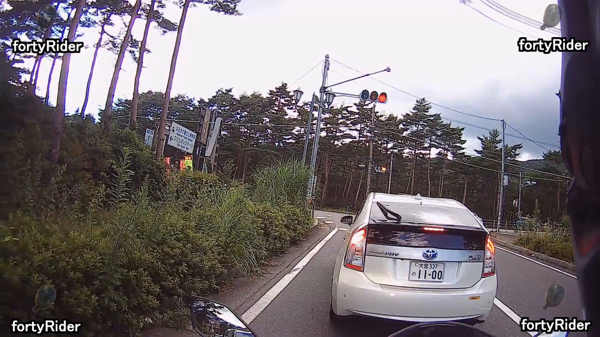 センサーあそこだからもっと前に出て」 教えに行ったら伝わらなくて