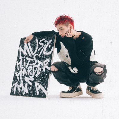 SOBER ROCKグッズ、 29日からBMSG SHOPにて発売開始🎸