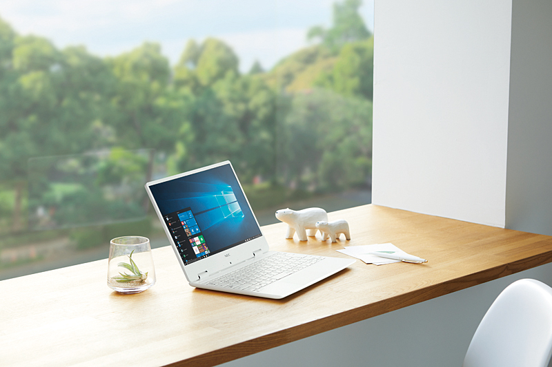 NEC PC、キーボードを改良した大学生向けモバイルPC「LAVIE Note