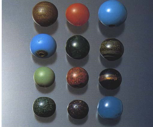 日本古代のとんぼ玉 : 「やきもの」