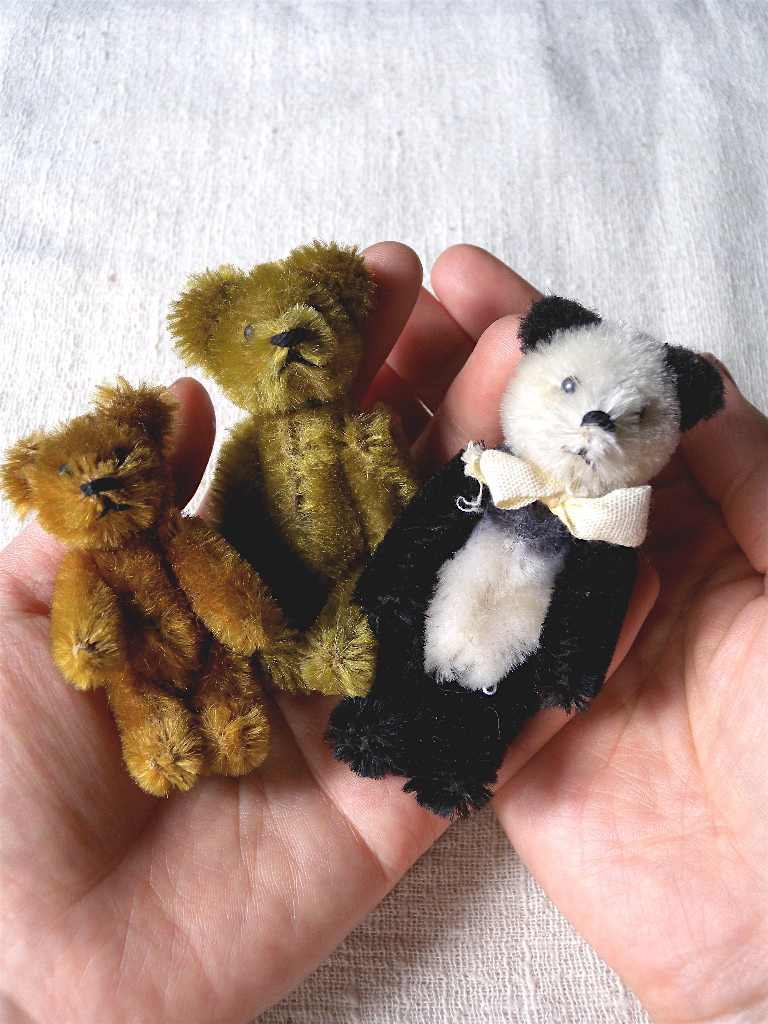 Schuco's Piccolo Bears : 満月アンティーク