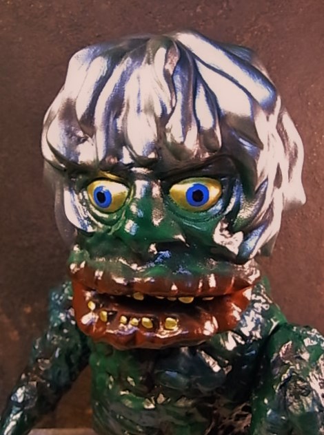 LOWBROW GOLEM : ターゲットアースブログ TARGET EARTH BLOG