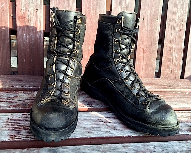 Danner Acadia : y-not Blog ENJOY YOUR LIFE!