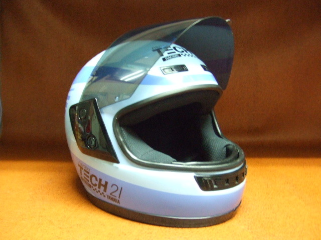 ヤマハ ヘルメットリペア YAMAHAヤマハ フルフェイス TECH21 テック21