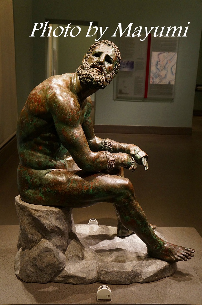 ボクサーの休息（古代ブロンズ像）＠マッシモ宮殿♪ : ローマより愛を