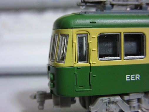 モデモ・江ノ電500形（2灯）の整備 : 赤い電車は臼い線